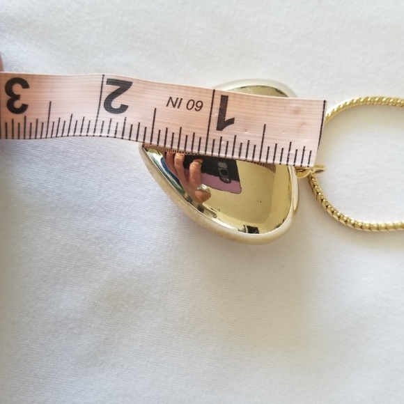 Vintage Heart Necklace - Picture 5 of 5